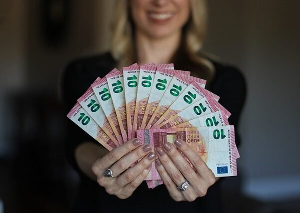 BCE mantiene los tipos de interés